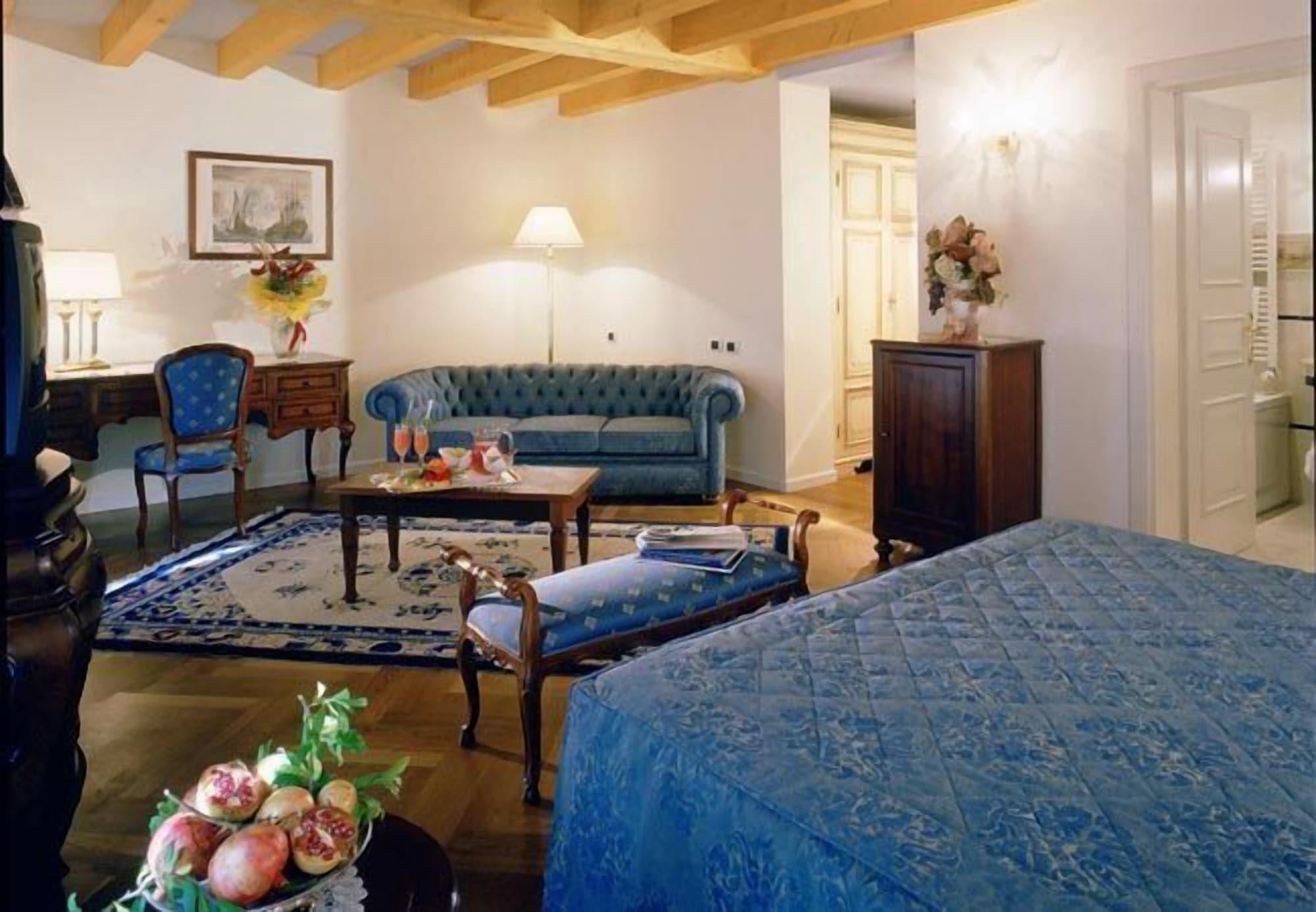 Hotel Borgo Ca Dei Sospiri Quarto dʼAltino Zimmer foto